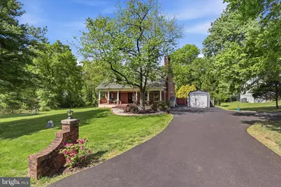 6256 Woodfair Drive, Fairfax Station, VA 22039 - Photo 2
