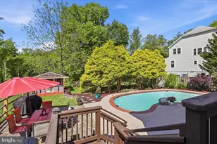 6256 Woodfair Dr, Fairfax Station, VA 22039 - Photo 30