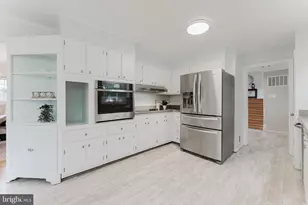 4921 Briar St, Fairfax, VA 22032 - Photo 10
