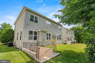 8717 Flowering Dogwood Ln, Lorton, VA 22079 - Photo 54