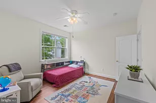 8717 Flowering Dogwood Ln, Lorton, VA 22079 - Photo 32