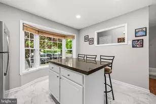 11938 Sentinel Point Ct, Reston, VA 20191 - Photo 8