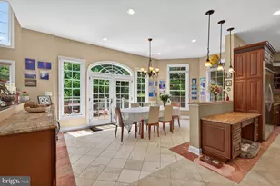 1002 Sherman Ct, Great Falls, VA 22066 - Photo 12