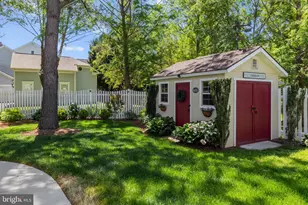 633 Spring St, Herndon, VA 20170 - Photo 48