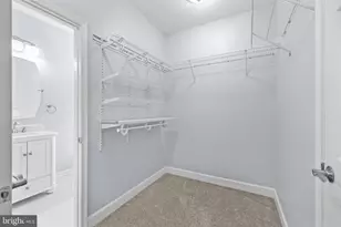 633 Spring St, Herndon, VA 20170 - Photo 30