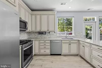 633 Spring Street, Herndon, VA 20170 - Photo 22