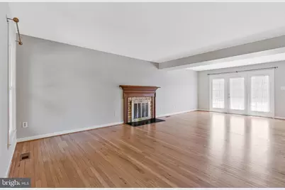 4613 Fillingame Drive, Chantilly, VA 20151 - Photo 2