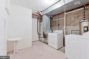 4613 Fillingame Dr, Chantilly, VA 20151 - Photo 30