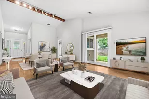 10410 Nellie White Ln, Fairfax, VA 22032 - Photo 2