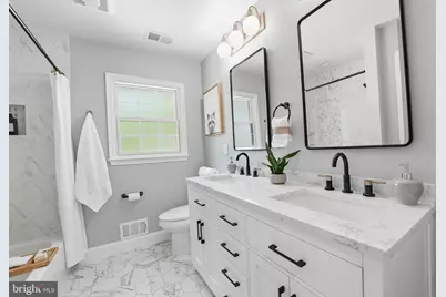 2638 Oakton Glen Drive, Vienna, VA 22181 - Photo 34