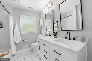 2638 Oakton Glen Dr, Vienna, VA 22181 - Photo 34