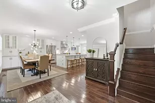 2638 Oakton Glen Dr, Vienna, VA 22181 - Photo 2