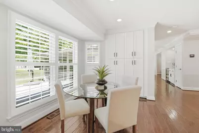 2638 Oakton Glen Drive, Vienna, VA 22181 - Photo 14