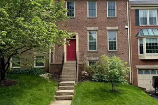 4105 Meadow Field Ct, Fairfax, VA 22033 - Photo 1