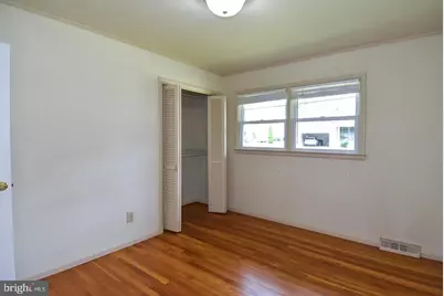 606 Kingsley Road SW, Vienna, VA 22180 - Photo 26