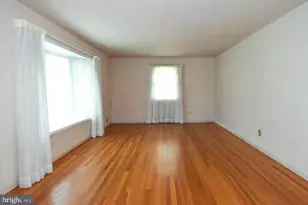 606 Kingsley Rd SW, Vienna, VA 22180 - Photo 6