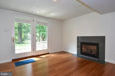 606 Kingsley Road SW, Vienna, VA 22180 - Photo 16