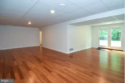 606 Kingsley Road SW, Vienna, VA 22180 - Photo 18