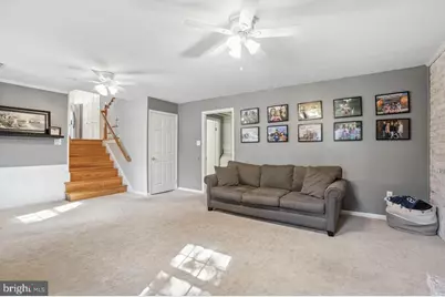 8806 Dianne Place, Springfield, VA 22152 - Photo 12