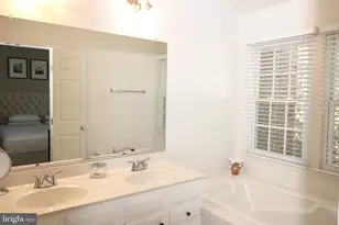 1392 Park Garden Ln, Reston, VA 20194 - Photo 26