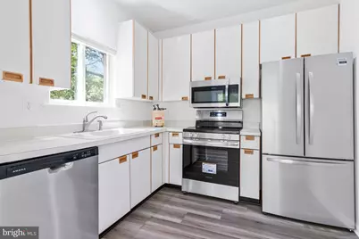 1958 Villaridge Drive, Reston, VA 20191 - Photo 14