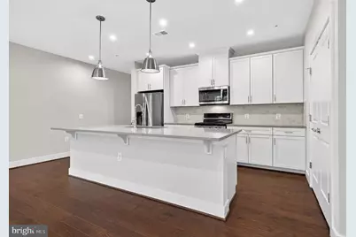 2319 Field Point Road #102, Herndon, VA 20171 - Photo 8
