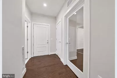 2319 Field Point Road #102, Herndon, VA 20171 - Photo 4