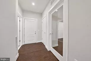 2319 Field Point Rd, Herndon, VA 20171 - Photo 4
