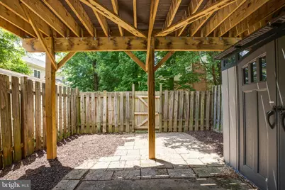 8657 Dellway Lane, Vienna, VA 22180 - Photo 36