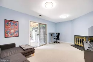 8657 Dellway Ln, Vienna, VA 22180 - Photo 34