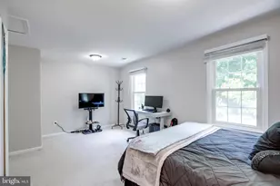 8657 Dellway Ln, Vienna, VA 22180 - Photo 24