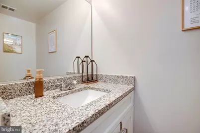 8657 Dellway Lane, Vienna, VA 22180 - Photo 18