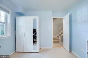 8657 Dellway Ln, Vienna, VA 22180 - Photo 32