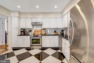 1122 Kensington Road, McLean, VA 22101 - Photo 8