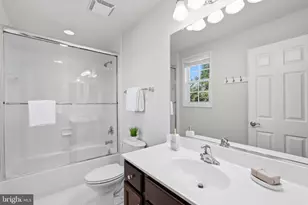 3009 Marshall St, Falls Church, VA 22042 - Photo 34