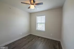 6069 Dreher Ct, Falls Church, VA 22044 - Photo 12