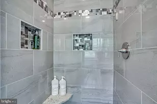 5736 Governors Pond Cir, Alexandria, VA 22310 - Photo 22