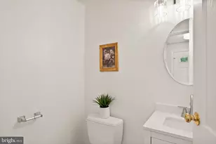 1694 Sierra Woods Ct, Reston, VA 20194 - Photo 20
