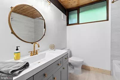 10815 Cross School Road, Reston, VA 20191 - Photo 32