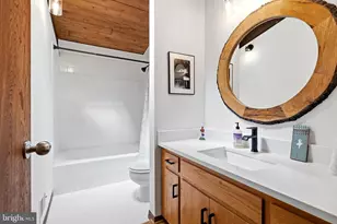 10815 Cross School Rd, Reston, VA 20191 - Photo 18