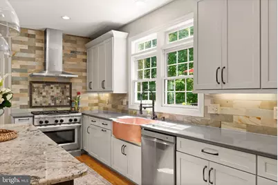10082 Roseland Ridge Road, Fairfax Station, VA 22039 - Photo 16