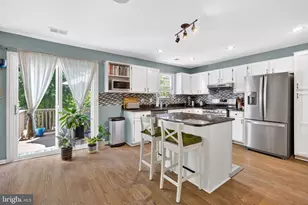 9639 Franklin Woods Pl, Lorton, VA 22079 - Photo 14