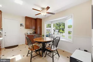 4917 Bexley Ln, Fairfax, VA 22032 - Photo 6