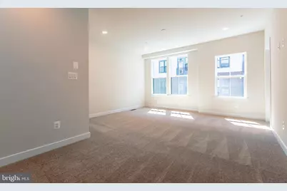 2328 Water Promenade Avenue, Herndon, VA 20171 - Photo 36