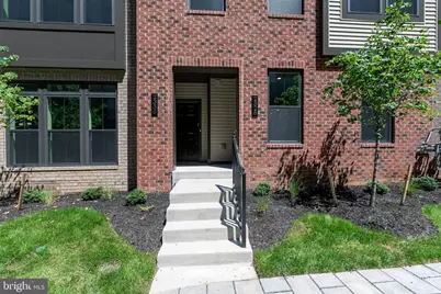 2328 Water Promenade Avenue, Herndon, VA 20171 - Photo 2