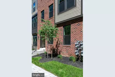 2328 Water Promenade Avenue, Herndon, VA 20171 - Photo 10