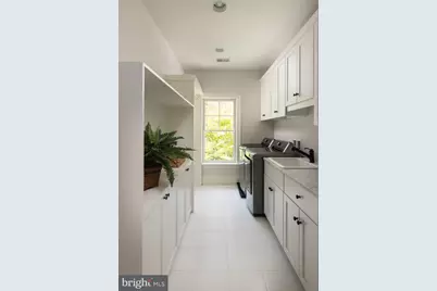 6719 Wemberly Way, McLean, VA 22101 - Photo 38