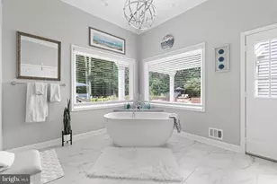 8604 Beaver Pond Ln, Fairfax Station, VA 22039 - Photo 12