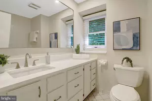 8407 Briar Creek Dr, Annandale, VA 22003 - Photo 40