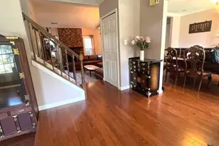 2584 John Milton Dr, Herndon, VA 20171 - Photo 4